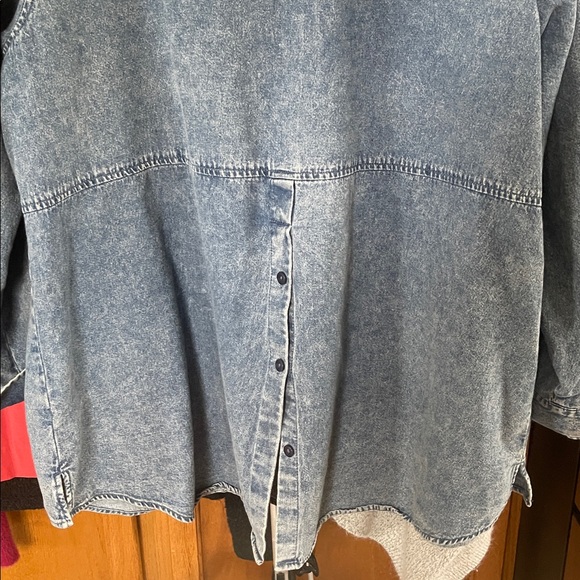 Joan Rivers Women Size XL Denim Shirt Jacket Blue Pocket - Picture 9 of 10